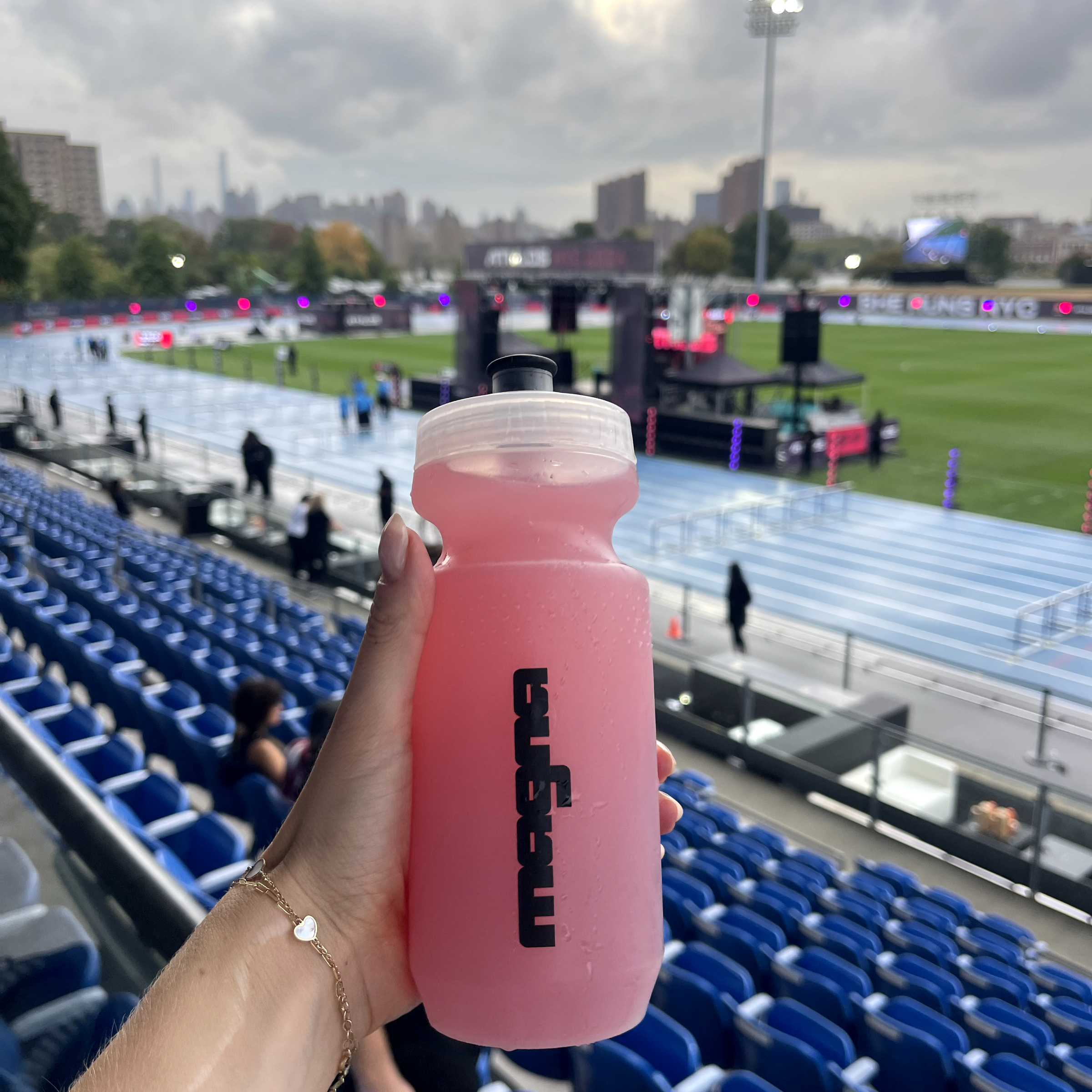 Magna Water Bottle